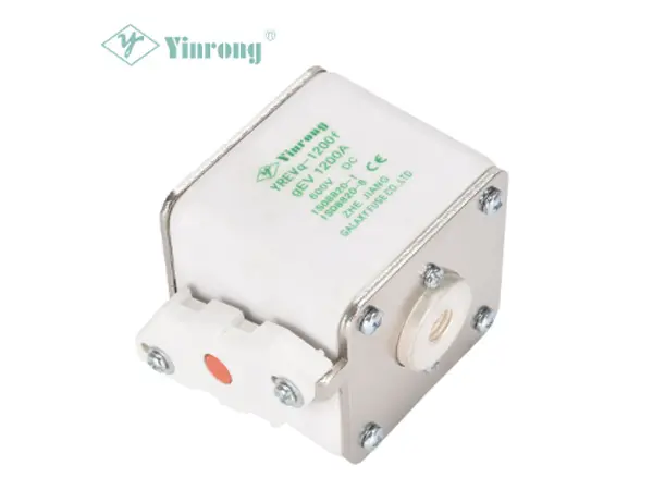 Ano ang function ng EV Automotive at EVSE Fuse?